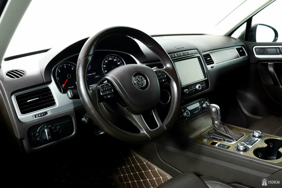 Volkswagen, Touareg, 3000, 245, дизель, внедорожник, автомат, полный привод, среднее состояние, левый, коричневый, 3 485 000 ₽
