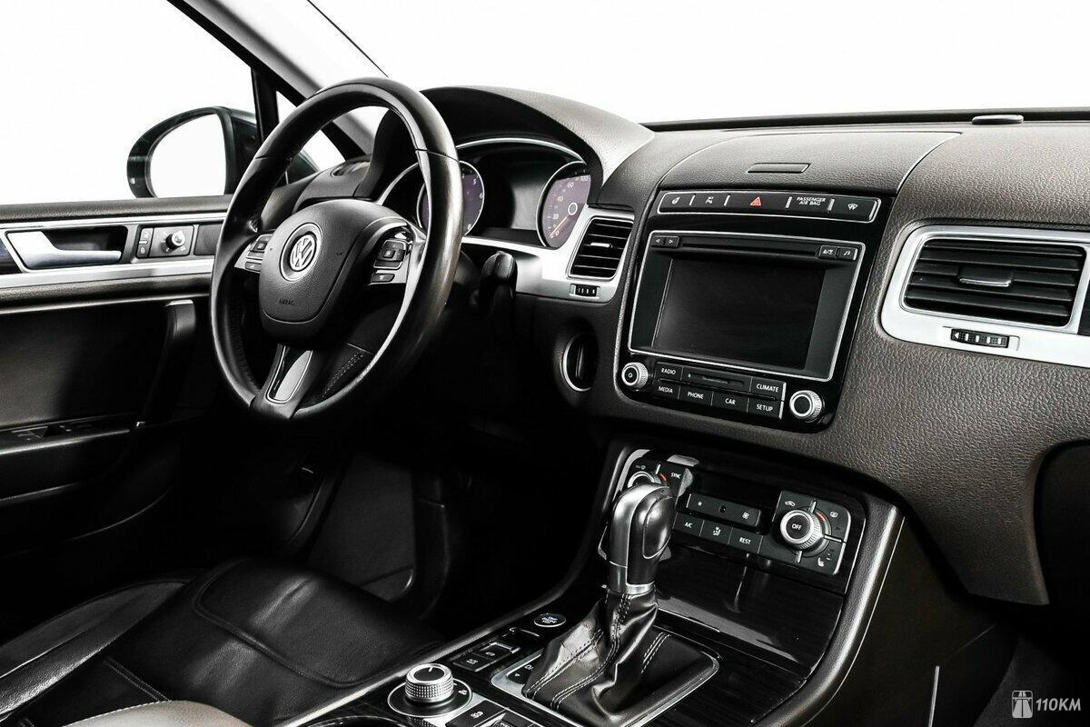 Volkswagen, Touareg, 3600, 245, бензин, внедорожник, автомат, полный привод, среднее состояние, левый, черный, 2 655 000 ₽
