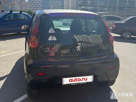 Peugeot, 107, 1000, 68 / 50 при 6000, бензин, хэтчбек, робот, передний привод, среднее состояние, левый, черный, 360 000 ₽