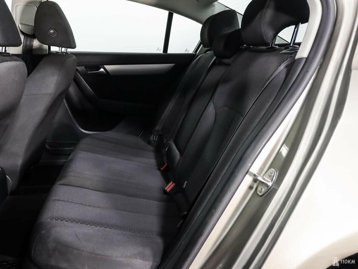 Volkswagen, Passat, 1400, , бензин, седан, робот, передний привод, среднее состояние, левый, бежевый, 845 000 ₽