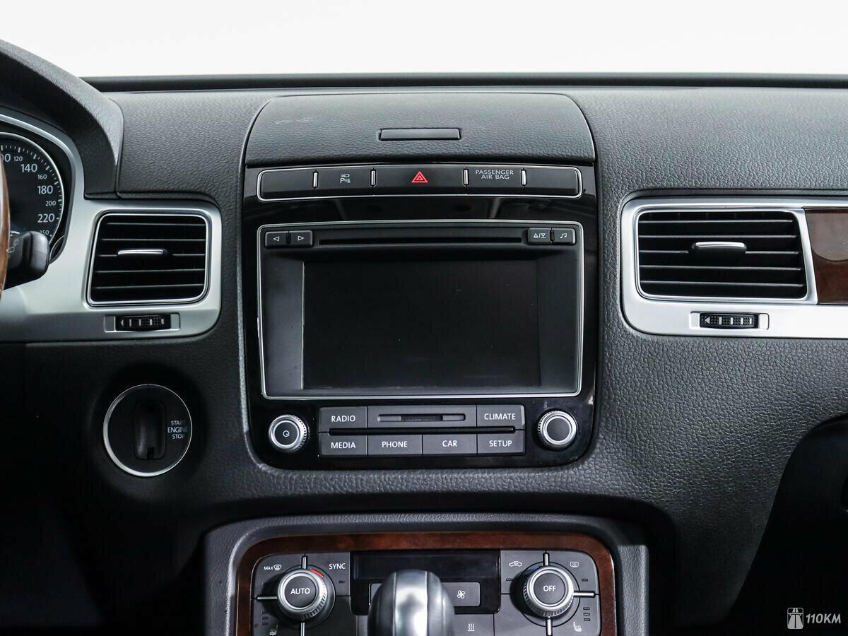 Volkswagen, Touareg, 3000, 245, дизель, внедорожник, автомат, полный привод, среднее состояние, левый, серебряный, 3 039 000 ₽